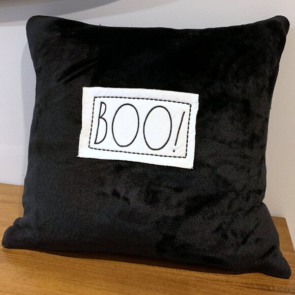 Rae Dunn 2023 Halloween Black Velvet BOO Duck Feather Holiday Pillow NEW w/ TAGS - Picture 2 of 5